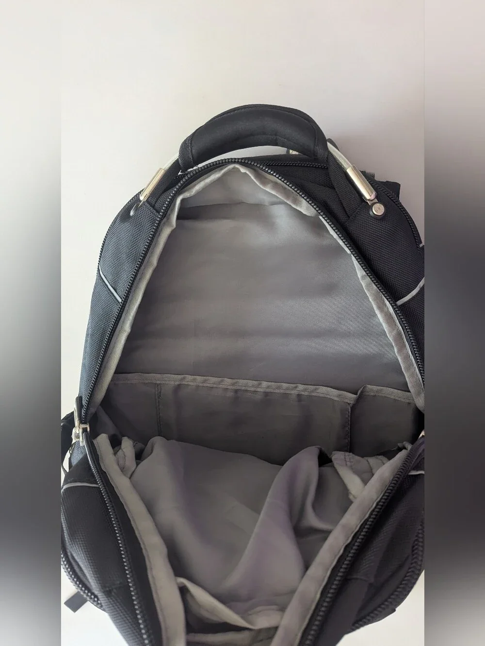 High Sierra Computer Travel Backpack W/Padded Shoulders, Multiple Pockets 22x14